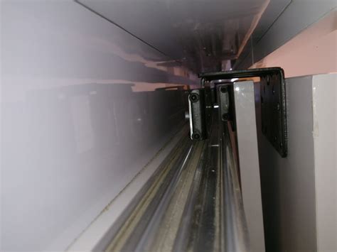 LEMARI PAKAIAN SLIDING BEKASI | Dzahra Furniture