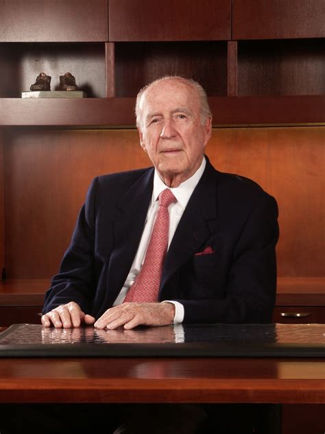 Casa pellas, managua nicaragua de la rotonda el güegüense 350 mts. Fallece el empresario Alfredo Pellas - Confidencial