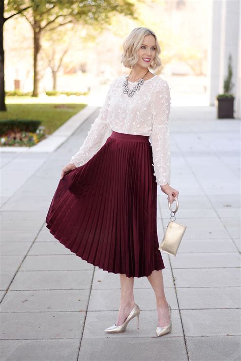 How To Wear A Midi Skirt Ways To Wear A Midi Skirt Straight A Style