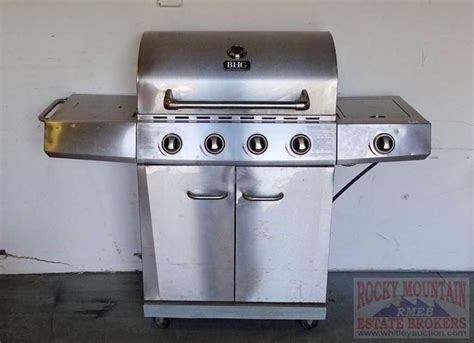 Nice Bhg Stainless Steel Propane Grill Auctioneers Who Know Auctions