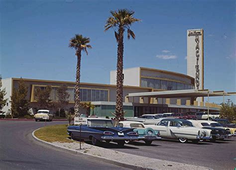 Cool 1950's cars at The Hacienda. Las Vegas Usa, Las Vegas Trip, Las