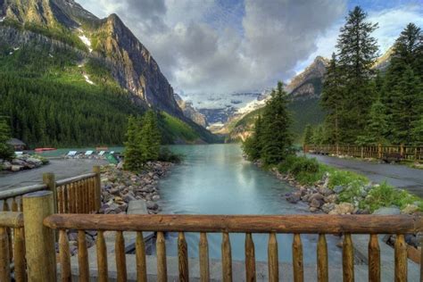 The Complete Guide For Getting From Calgary To Lake Louise For 2023