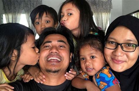 Berikut cara buka rekening online di 4 bank bumn, dijamin cepat. MYARTIS.COM | MYARTIS | MY | ARTIS: "ORANG TAK NAMPAK KAMI ...