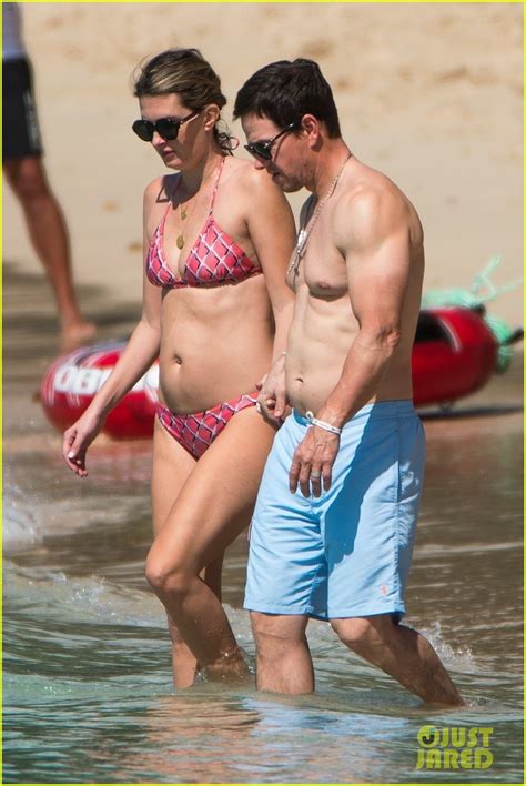 Photo Mark Wahlberg Wife Rhea Durham Show Off Their Hot Bodies In Barbados 25 Photo 4202926