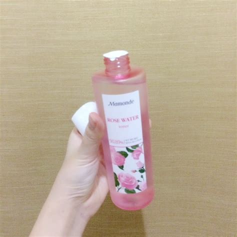 I love this watery toner. Mademoiselle Reverie: Review Mamonde Rose Water Toner