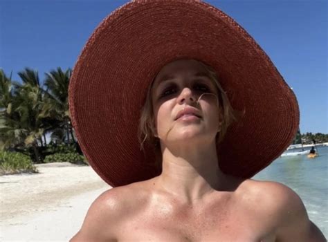 Britney Spears Goes Viral For Topless And Bottomless Photos On The Beach Page Of