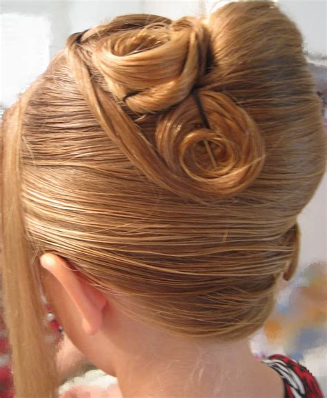 30 Remarkable French Twist Hairstyle Collection Creativefan
