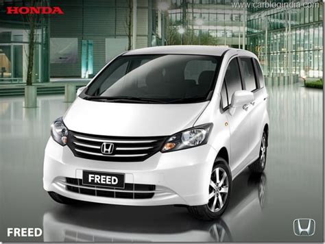 It is available in 4 colors, 2 variants, 1 engine, and 1 transmissions option: Honda MPV 2NH 7 Seater To Compete With Maruti Ertiga