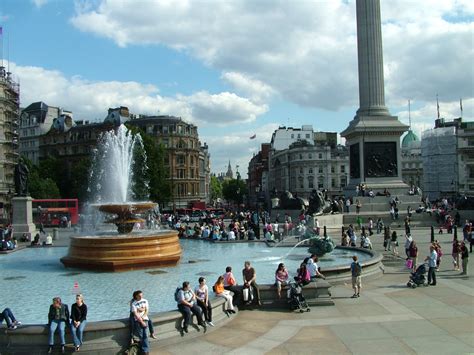 The Fountains In Trafalgar Square London Nen Gallery