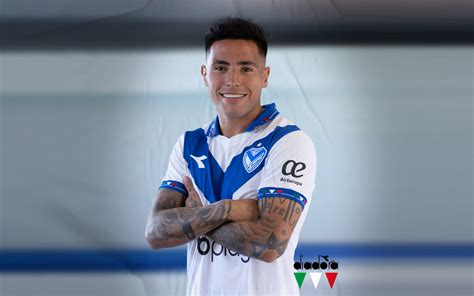 Nova camisa titular do Vélez Sarsfield 2023 DiadoraD » MDF