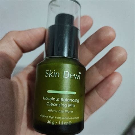 Skin Dewi Hazelnut Cleansing Milk Beauty Review