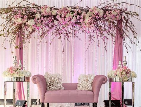 Do you know where has top quality engagement party table decorations at lowest prices and best services? Here's a List of the Best Engagement Decoration Ideas