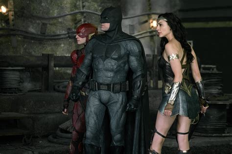 Justice League Wonder Woman Flash And Batman Wallpaper Hd Movies K