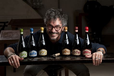 Il pescatore sportivo può pescare pesci e molluschi fino a una quantità massima giornaliera di 5. Birra viva!