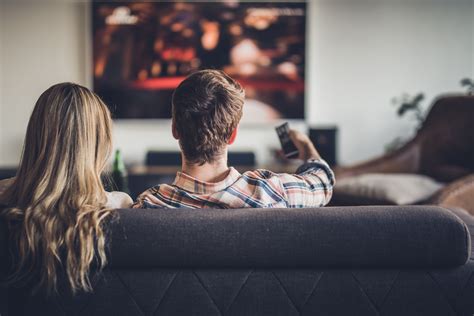 The Symptoms And Risks Of Television Addiction