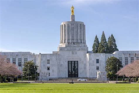 State Capitol Building Salem Oregon — Stock Photo © Rigucci 146643795