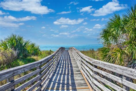 6 Affordable Florida Beach Towns