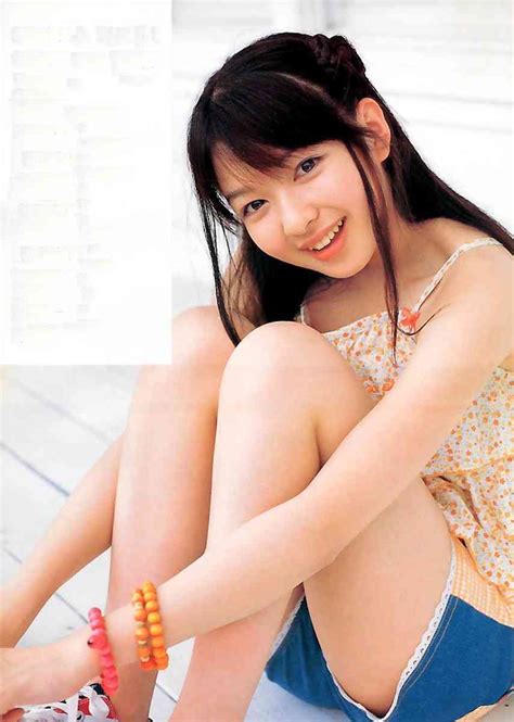森絵梨佳 Cloudy Girl Pics