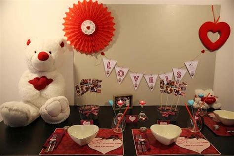 Evde Sevgililer Günü Dekorasyonu Nasıl Hazırlanır Kikajoy
