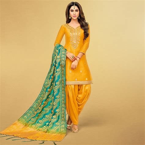 Top 8 Best Punjabi Suits New Designs 2021 Womens Ethnic Salwar Suits