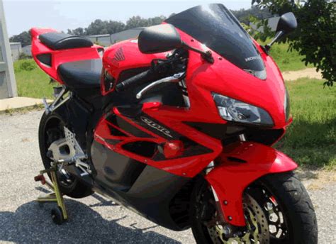 Watch 11 honda cbr150 r images to know how cbr150 r really looks. World Automotive: Kings CBR Modification