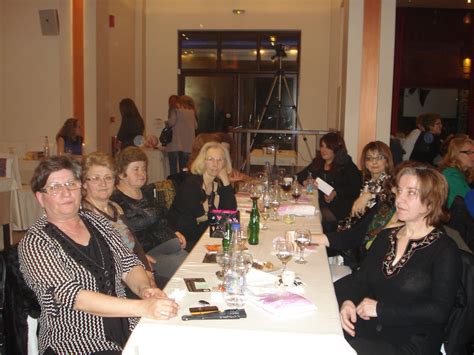 Για μόλις δεύτερη φορά γιορτάζεται στις 9 φεβρουαρίου, η «παγκόσμια ημέρα ελληνικής γλώσσας», η οποία καθιερώθηκε το 2017 με κοινή απόφαση των υπουργών. ΠΑΓΚΟΣΜΙΑ ΗΜΕΡΑ ΓΥΝΑΙΚΑΣ 8/3/2012 ~ Ηπειρώτικη Παράδοση X.O.X