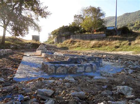 Colli Di Monte Bove Aq Il Restyling Del Fontanile Alle Prata