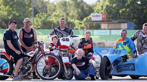 A veteran speedway riders association had been formed and was thriving. FNQ Speedway Riders Association to honour speedway family ...
