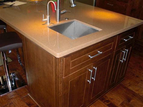 How can you make the island cabinets a different color, wood species, door style etc. Kitchen island cabinets with shaker style doors and soft close hinges. | C & L Design ...