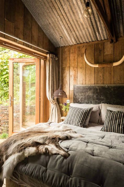 18 Rustic Bedroom Design Ideas For A Cozy And Warm Space
