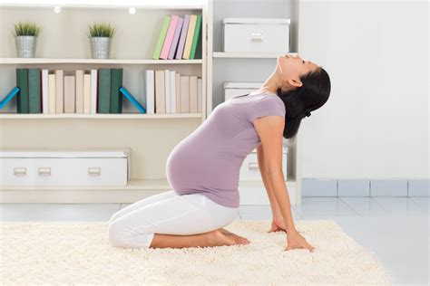 Pregnant Yoga Exercises In 30min Fitness Great Sports Theme