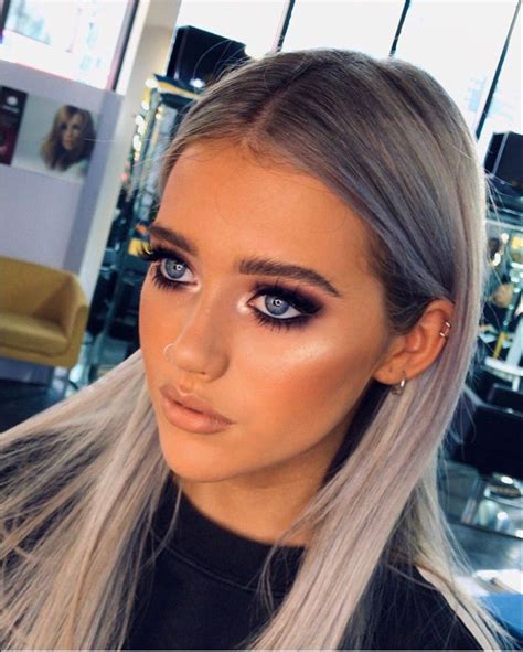 Lovely Ideas For Prom Makeup The Glossychic Prom Makeup Style