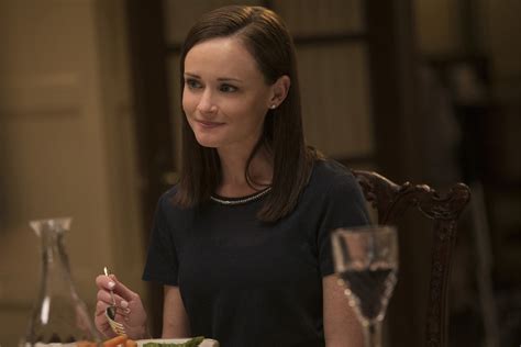 Gilmore Girls Alexis Bledel On Returning To Stars Hollow And Where