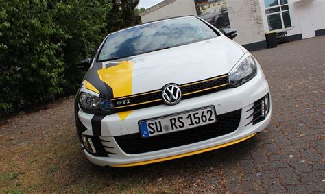 There's a thoughtfully designed cargo area that helps keep you organized. Golf 6 Cabrio Camouflage Design - Folienking