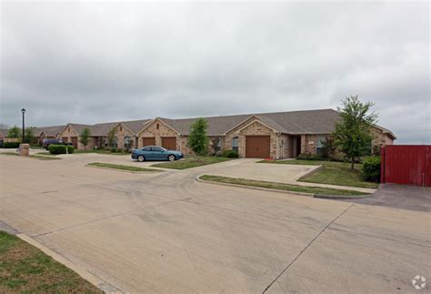 Don't waste time, contact us today! Massey Place Town Homes Rentals - Waxahachie, TX ...