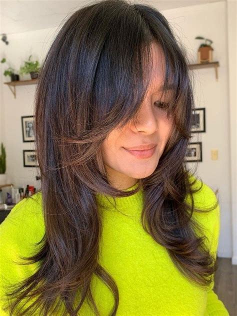 Long Curtain Bangs With Highlighted Ends Hairstyles For Layered Hair