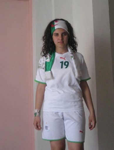 احلي بنات في العالم بنات الجزائر فتيات الجزائر مساء الورد