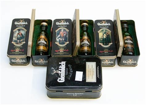 Glenfiddich Clans Of Highland Scotland Whisky Miniatures In Tins