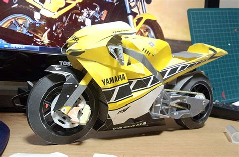 Yamaha Yzr M1 Us Realistic Papercraft 3d Paper Model Etsy Canada