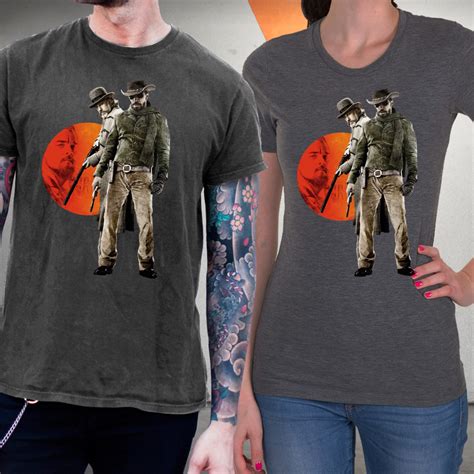 Quentin tarantino was born on march 27, 1963, in knoxville, tennessee, to connie mchugh tarantino zastoupil and tony tarantino. Camiseta Django Livre Blusa Quentin Tarantino DiCaprio no ...