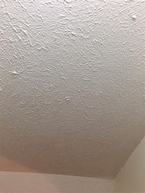 Most textured ceilings are coated in a material called spackle, and the two most commonly used application methods to texture a ceiling are hand i had no idea how to texture a ceiling, but i wanted to get that bumpy look that my parents' old house had, so i visited a home improvement store. matching ceiling texture - DoItYourself.com Community Forums