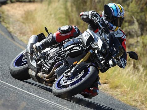 Yamaha Mt 10 Sp 2017 On Review Speed Specs And Prices Mcn