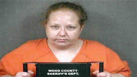 Plea Deal Likely For Woman Charged With Helping Hide Missing Mans Body