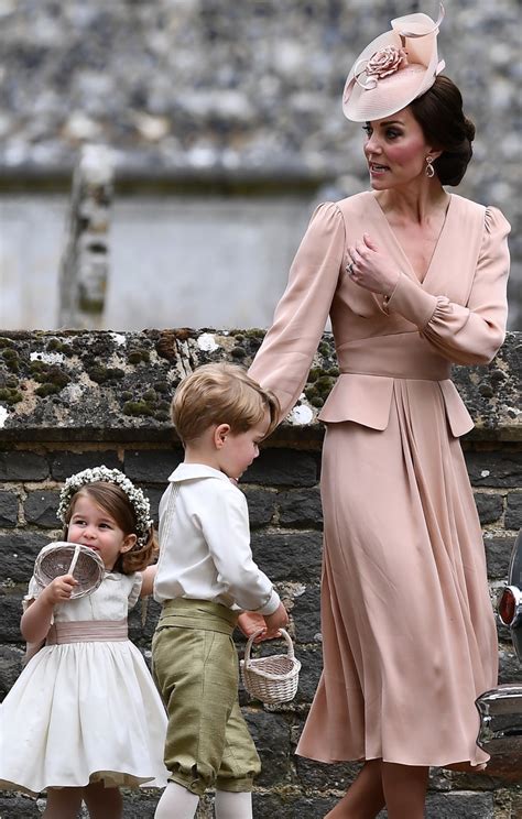 Arriba 64 Imagen Kate Middleton Pippa Wedding Outfit Abzlocalmx