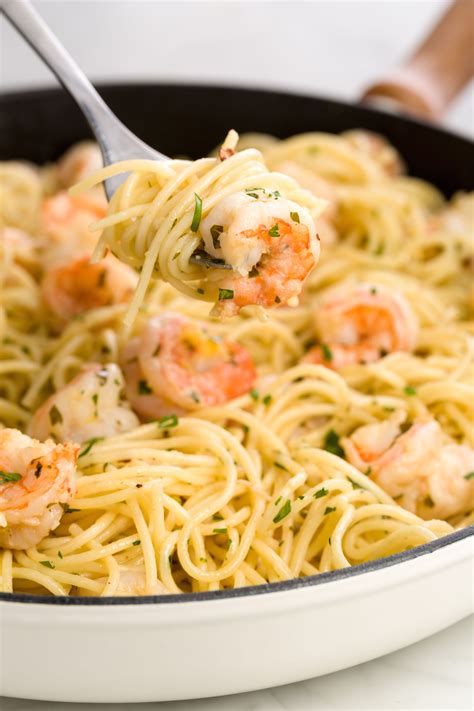 Shrimp Scampi Pasta With White Wine Sauce Shrimp Scampi With Linguini