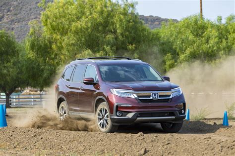 2022 Honda Pilot Review Ratings Specs Prices And Photos The Car