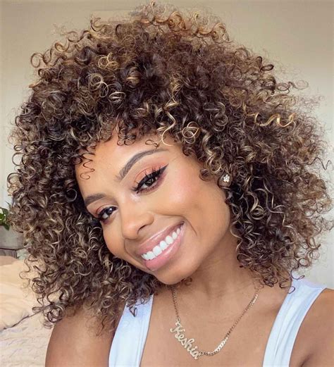 The 32 Best Shoulder Length Curly Hairstyles And Cuts Pdi Pcom