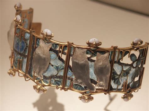 Lalique Owls Bracelet C 1900 1901 Gold Glass Enamel And