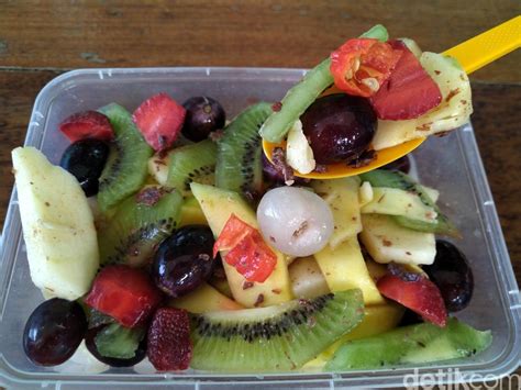 May 28, 2021 · resep asinan jambu kristal. 5 Tempat Beli Asinan Buah yang Bikin Mata Melek