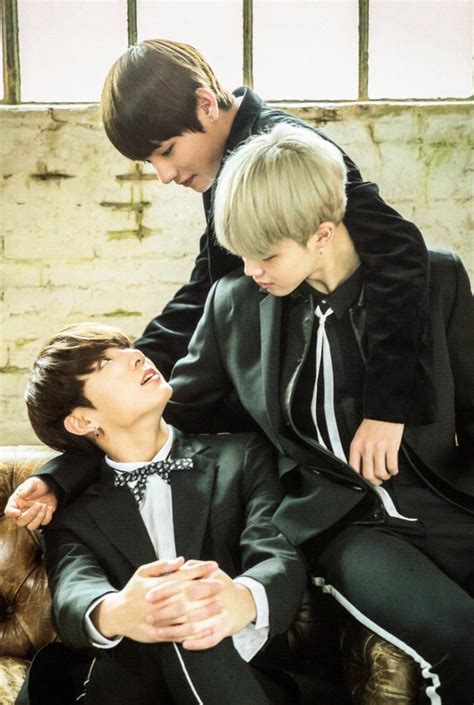 Share the best gifs now >>>. 10+ Jungkook And V Wallpapers on WallpaperSafari